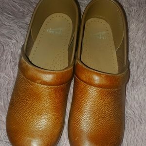 Dansko, 40, Cognac